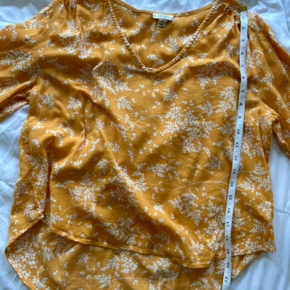Ana Floral Marigold Peasant Top - Picture 5 of 7